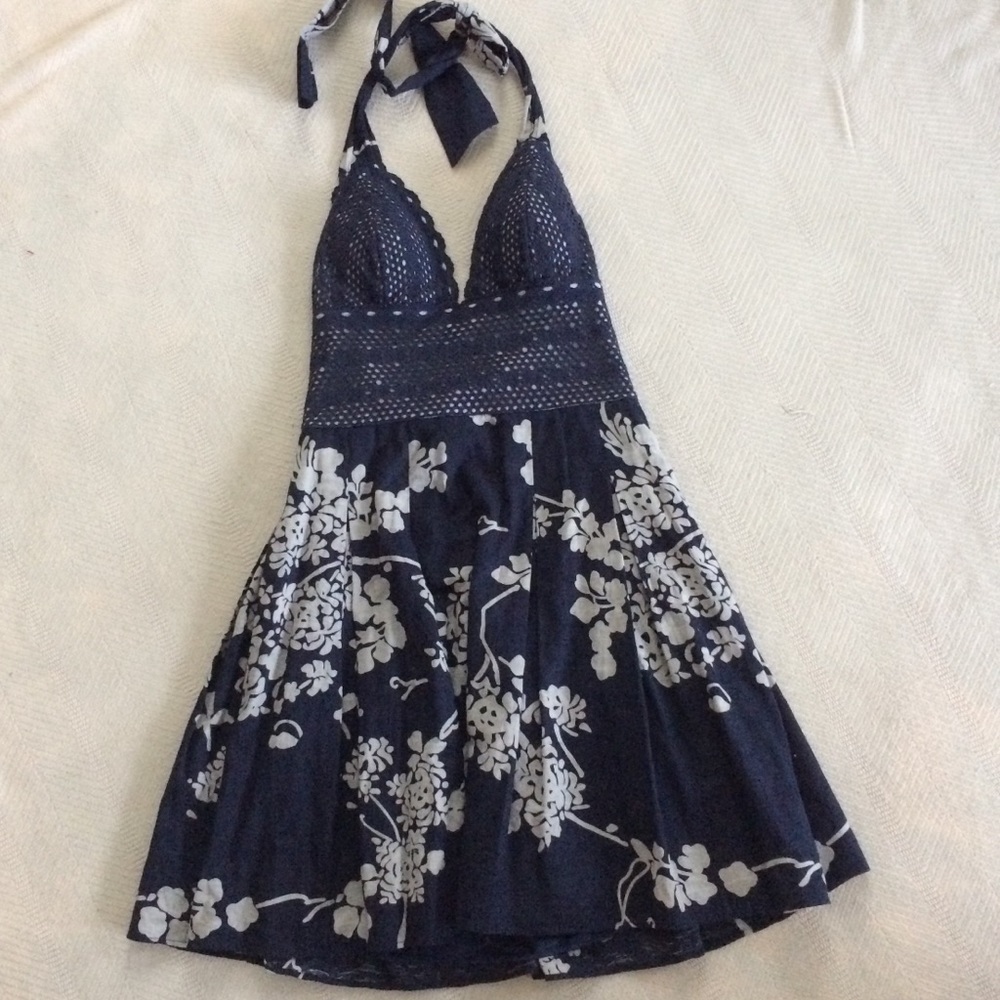 Lyndia- Women’s Dress Size 6- Halter